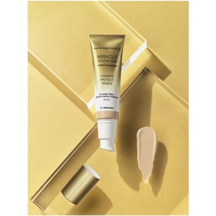 Max Factor Miracle Second Skin Hydrating Foundation 30ml Tan Beige - Maison des fragrances