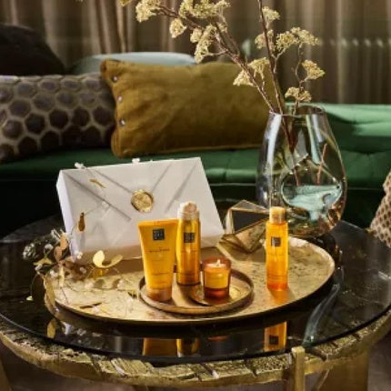 RITUALS Gift Set The Ritual of Mehr S - 4 Home and Skincare Products with Sweet Orange and Cedar Wood - Bath Gift Box