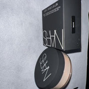 NARS Light Reflecting Loose Setting Powder Shore Authentic - Maison des fragrances