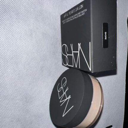 NARS Light Reflecting Loose Setting Powder Shore Authentic - Maison des fragrances