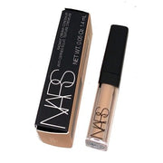 NARS Radiant Creamy Concealer Mini Light 2.4 & 2.75 1.4mL / 0.05oz - Maison des fragrances