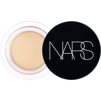 NARS SOFT MATTE Complete Concealer - CAFE CON LECHE, 6 g - Maison des fragrances