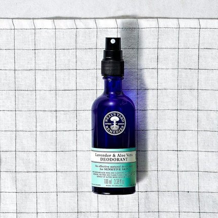 Neal's Yard Remedies Peppermint & Lime Roll-On Deodorant - Maison des fragrances