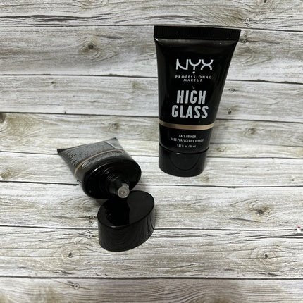 NYX High Glass Face Primer Moonbeam HGFP01 - New, Sealed - Maison des fragrances