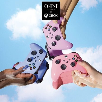 OPI x XBOX Spring Collection Nail Lacquer Trading Paint Long - Lasting Nail Polish with ProWide Brush - Maison des fragrances