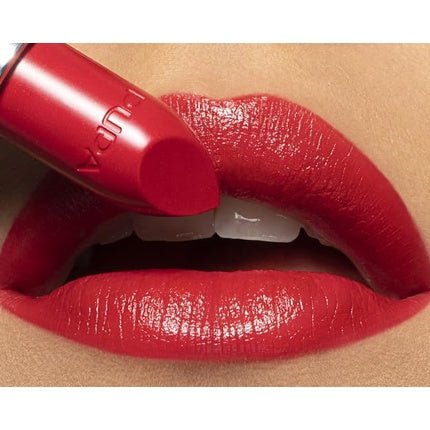 Pupa Vamp! Extreme Colour Lipstick With Plumping Treatment Iconic Red - Maison des fragrances