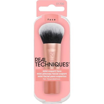 Real Techniques Mini Travel Size Expert Face Makeup Brush for Foundation - Maison des fragrances