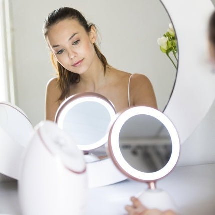 Revlon Ultimate Glow Cordless Beauty Mirror - Maison des fragrances