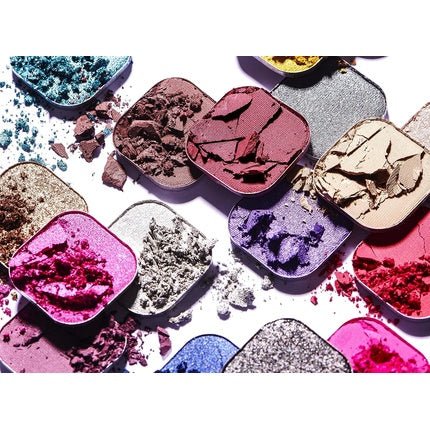 Revolution Beauty London Forever Flawless Eyeshadow Palette Constellation 18 - Maison des fragrances