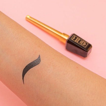 Rockstar Matt Liquid Eyeliner Black - Maison des fragrances