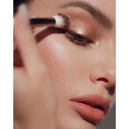 ROEN Blend Crease Brush Vegan Cruelty - Free Clean Makeup 1 Count 1.0 - Maison des fragrances