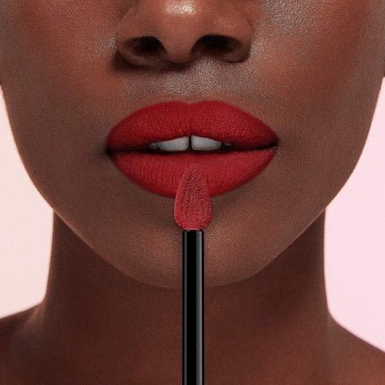 Rouge Signature Empowereds Liquid Lipstick No. 134 Empowered - Maison des fragrances