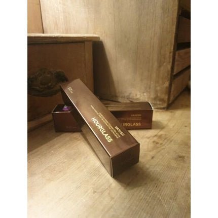 Sanduhr Disappearing Seamless Surface Foundation Stick in Vanilla Shade - Brand New in Packaging - Maison des fragrances