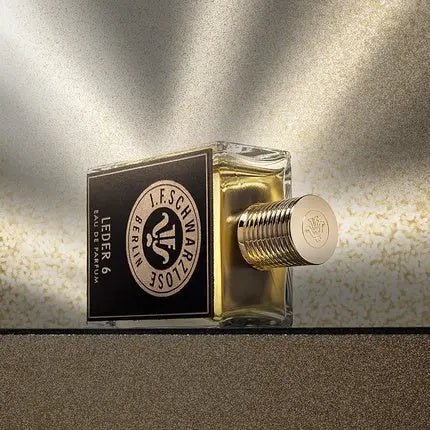 Schwarzlose Leather 6 For Unisex Eau de Parfum (EDP) Mixte 100ml - Maison des fragrances