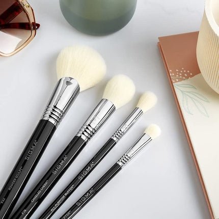 Sigma Beauty F76 Chiseled Cheek Brush - Maison des fragrances