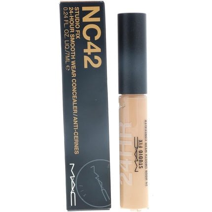 Studio Fix 24 - Hour Smooth Wear Concealer NC42 Mac - Maison des fragrances