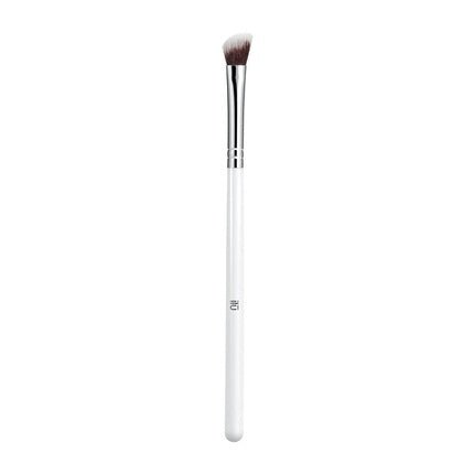 T4B ILU 417 Angled Makeup Eyeshadow Brush - Maison des fragrances