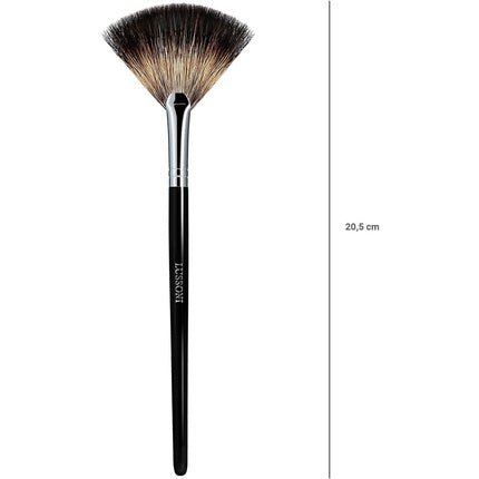 T4B Lussoni Pro 600 Professional Makeup Brush Natural Bristle Fan Brush for Blush and Highlighter - Black - Maison des fragrances