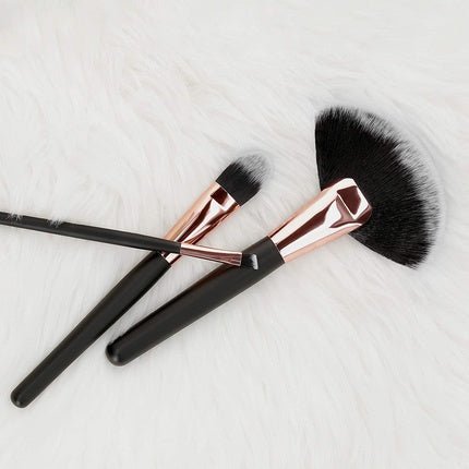 T4B MIMO Set of 24 Makeup Brushes with Case - Black - Maison des fragrances