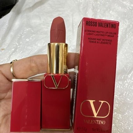 Valentino Rosso Valentino Matt Refillable Lipstick 409A - Maison des fragrances