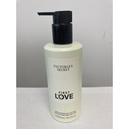 Victoria's Secret First Love 's Fine Fragrance Lotion . - NEW Coffret (Coffret) Femme 248ml - Maison des fragrances