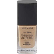 Wet n Wild Photo Focus Dewy Moisturizing Foundation in Classic Beige - Vegan 30ml - Maison des fragrances