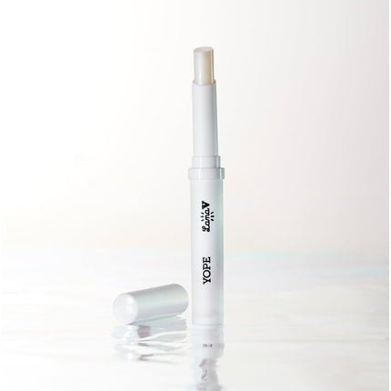 YOPE Nourishing Pearly Glow Lip Balm with Vitamins A+E 2.5g - Maison des fragrances